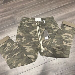 One teaspoon Camo Pants